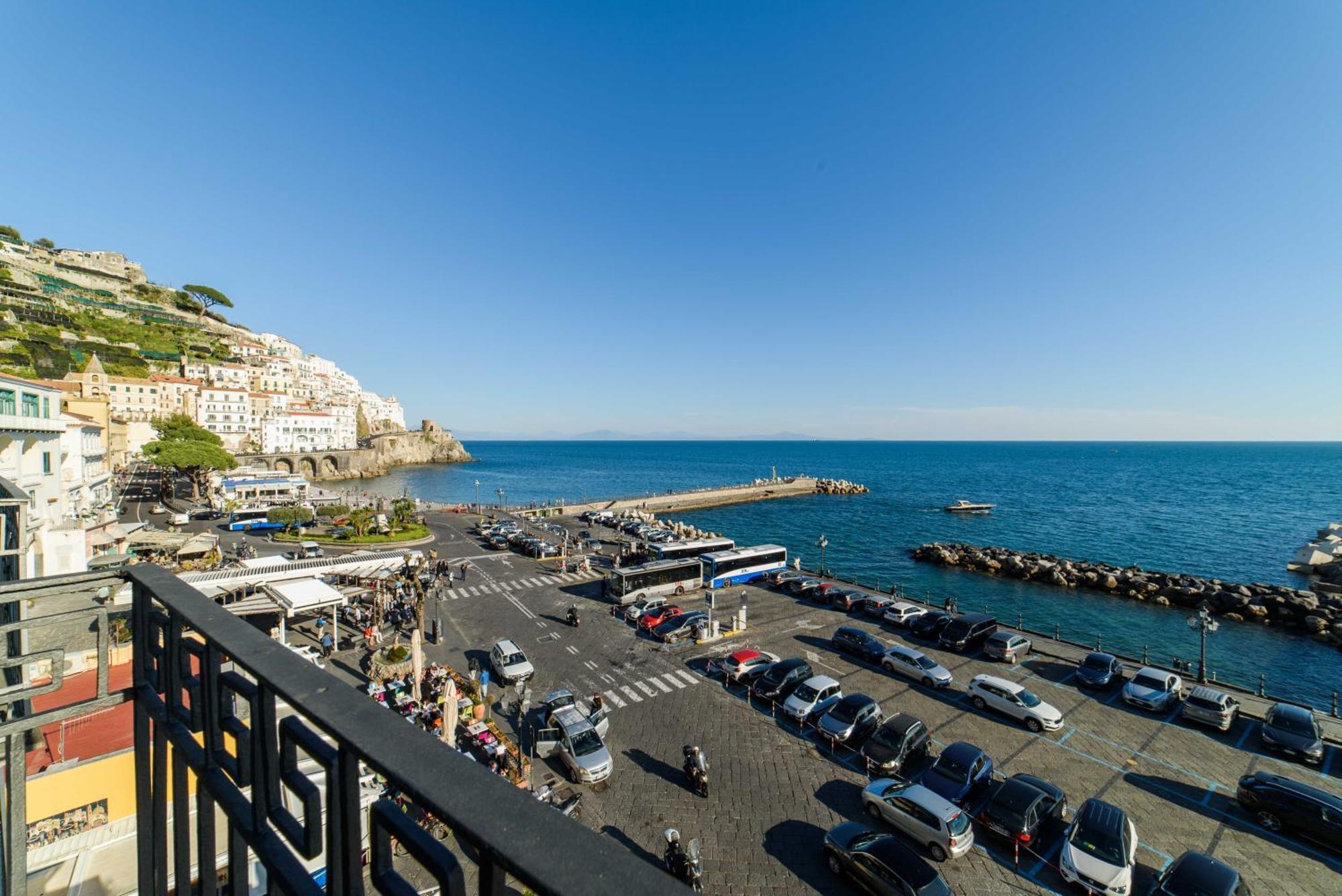 Palazzo Vitagliano Amalfi Exterior photo